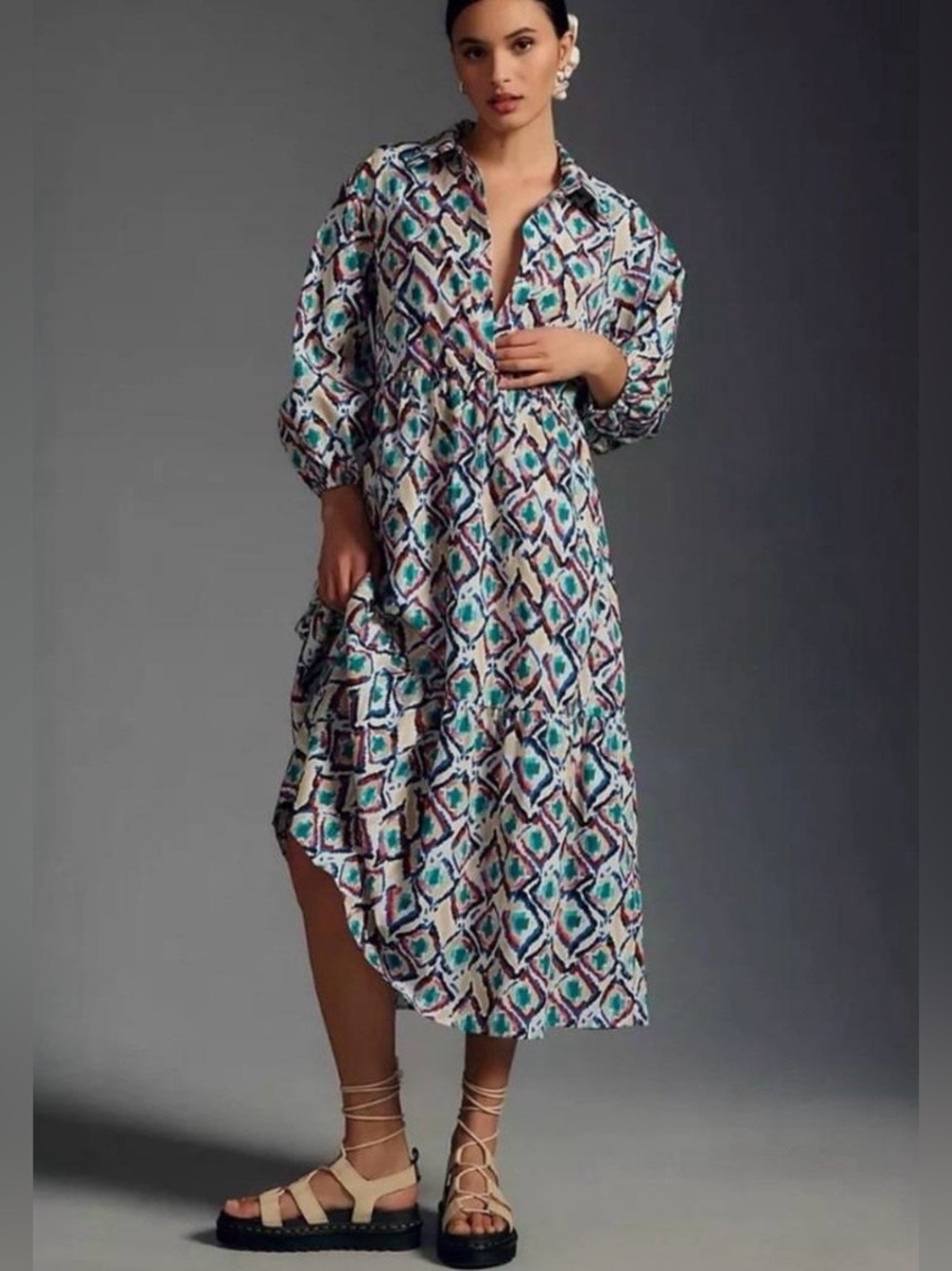 Anthropologie Maeve Bettina Multicolor Abstract Print with balloon sleeves. M.